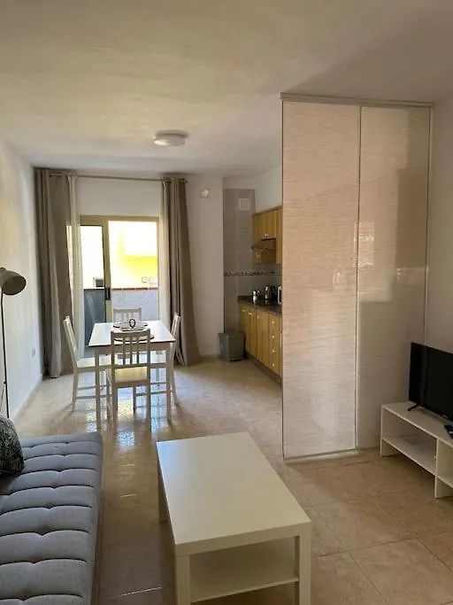 Bonito Estudio En San Isidro Bien Situado
